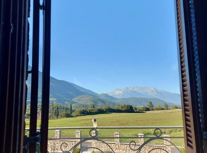 Xenios Petritis Δωμάτια σε οικογενειακή κατοικία Λειβαδιά